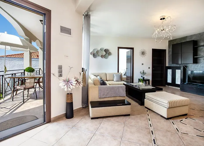 Aura House شقة بوتوس