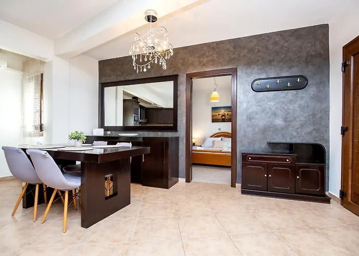 Aura House بوتوس