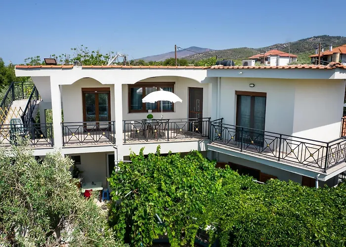 Aura House شقة بوتوس