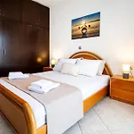 Apartman Aura House