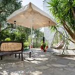 Apartman Aura House